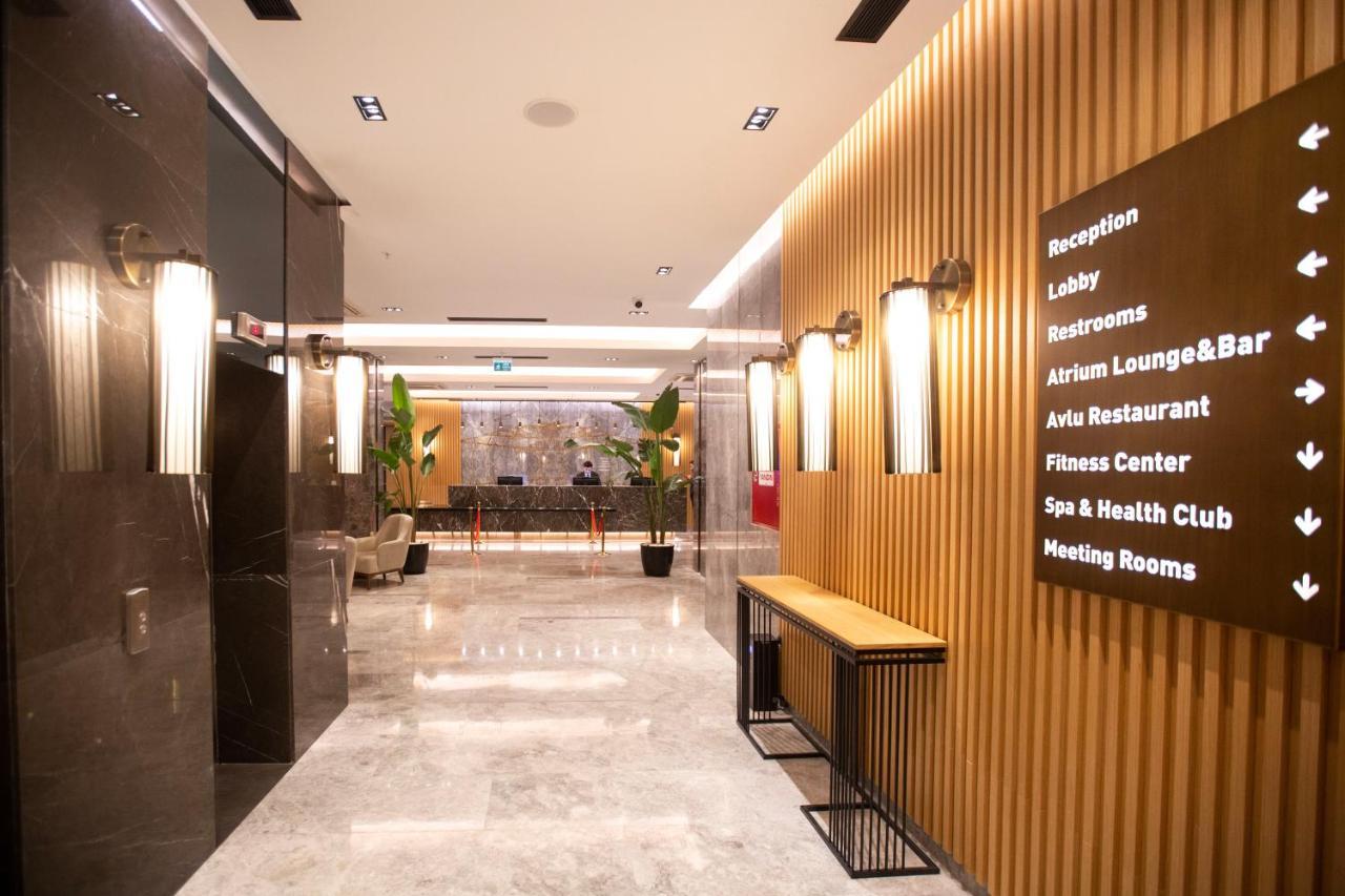 Ramada Plaza Sultanahmet Hotell Istanbul Exteriör bild Lobby