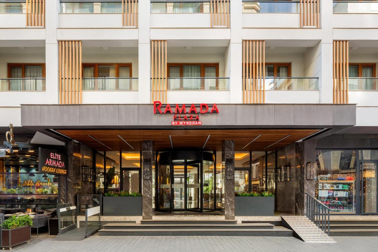 Ramada Plaza Sultanahmet Hotell Istanbul Exteriör bild Ramada by Wyndham Athens