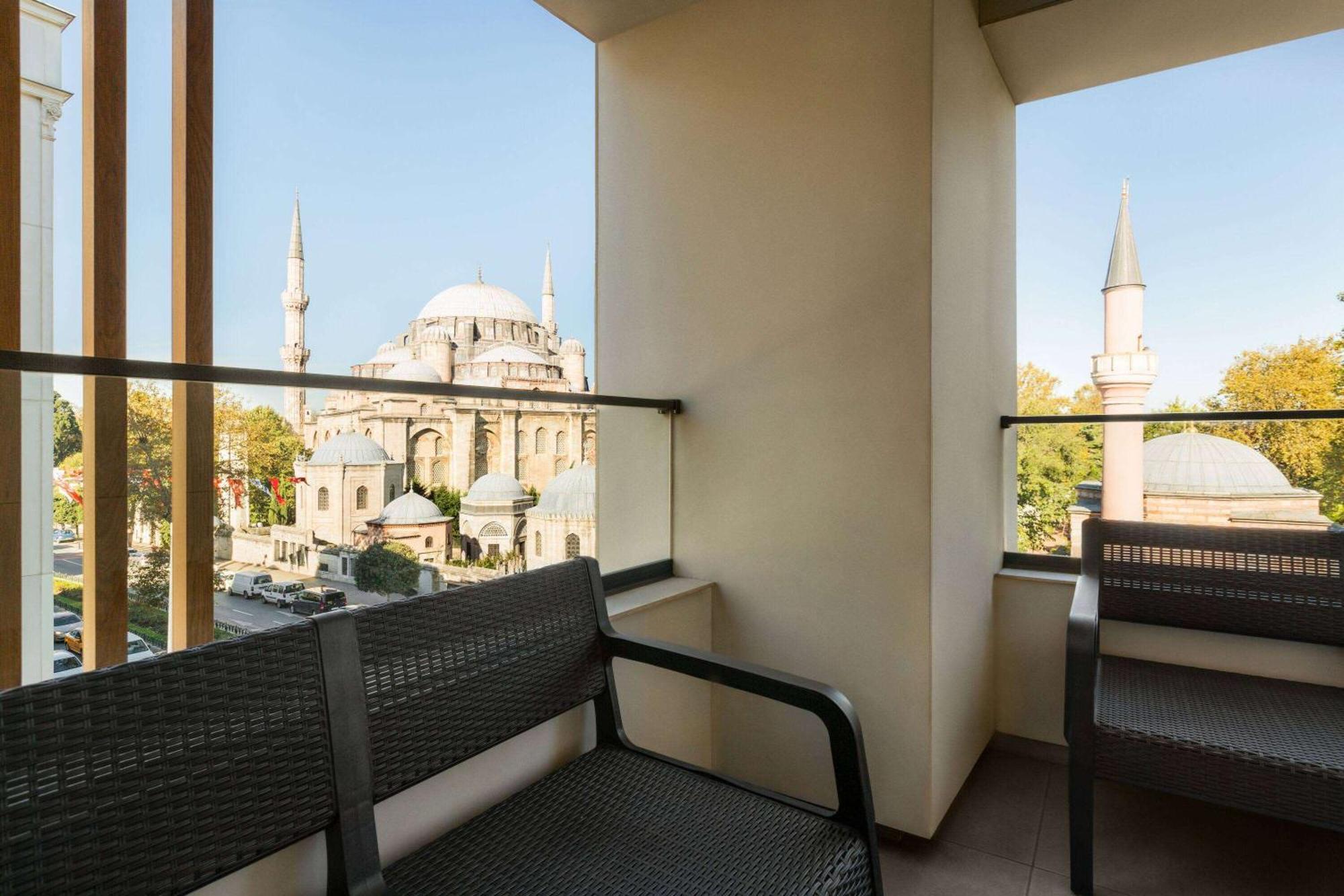 Ramada Plaza Sultanahmet Hotell Istanbul Exteriör bild